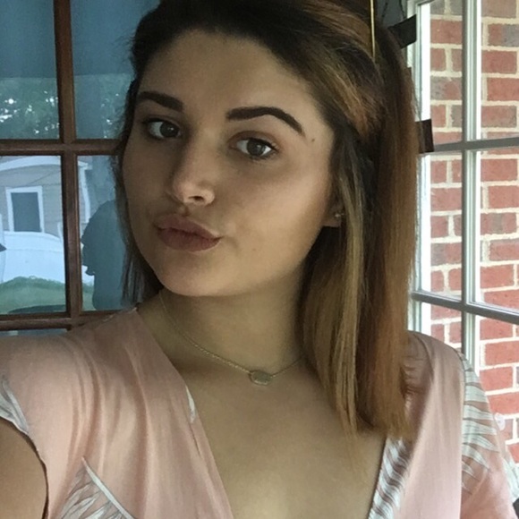 ashleyypeterss